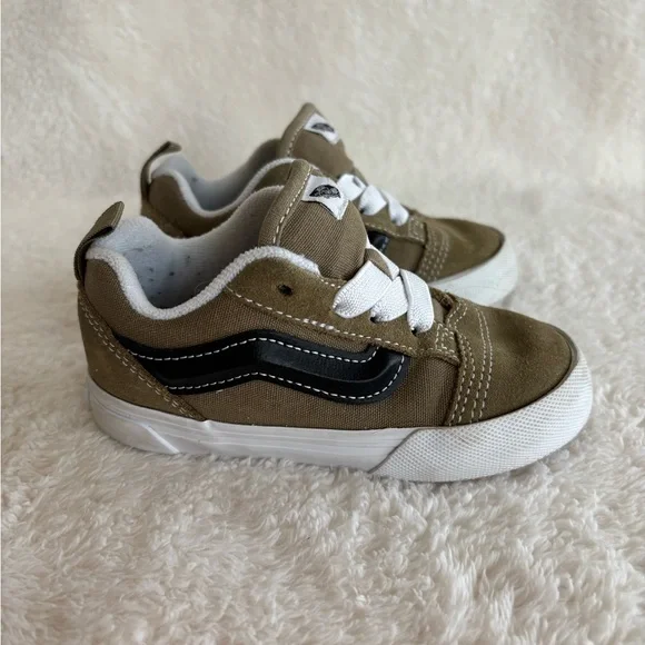Vans Toddler Knu Skool Sneakers in Tan and Black - Picture 2 of 8